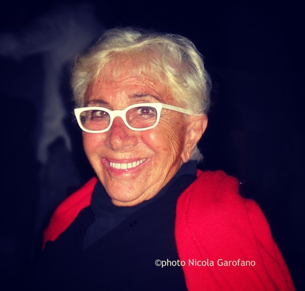 5000 paia di occhiali bianchi e 90 anni: Lina Wertmuller!