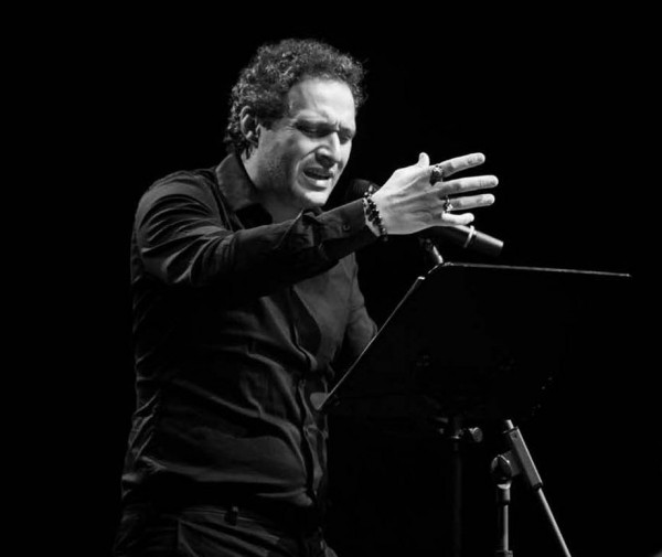 Claudio Santamaria al Napoli Teatro Festival con “Storie dal Decamerone”. Recensione