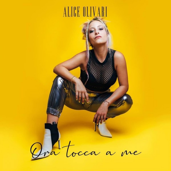"Ora tocca a me" è online il videoclip del brano di Alice Olivari