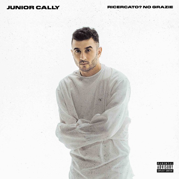 “Ricercato? No grazie”, 4 nuovi brani nell’ultimo album di Junior Cally. Prime date tour
