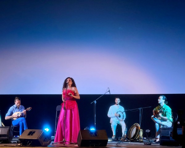 Tappa napoletana per I Suonno D’Ajere, ai piedi del Vesuvio il concerto degli "ambasciatori" della canzone napoletana