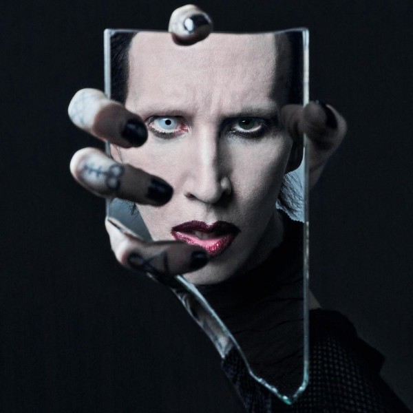 Marilyn Manson ritorna con "As Sick as the Secrets Within": l'ombra del passato e la promessa di un nuovo inizio. 