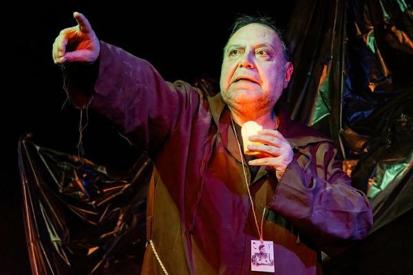 Un letto, un numero, un inferno: Aniello Vintitrè. Recensione