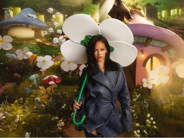 Rihanna è Puffetta! Il ritorno musicale in un mondo fatato