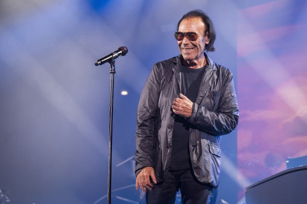 Roma celebra Venditti: trionfale partenza del tour "Notte Prima Degli Esami 40th Anniversary – 2025 Edition"