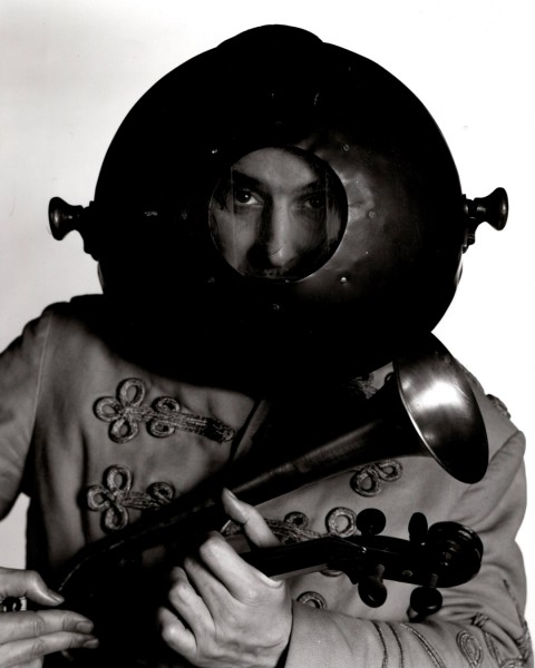 Canzoni a manovella compie 25 anni: Capossela al Teatro Verdi di Salerno