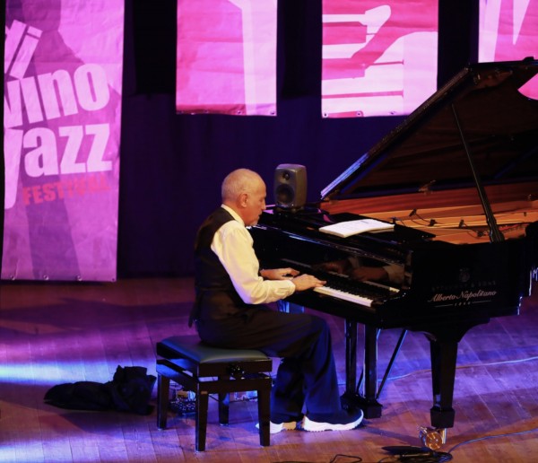 “Il pregio del jazz è l'estrema libertà”, Danilo Rea al Minerva di Boscoreale