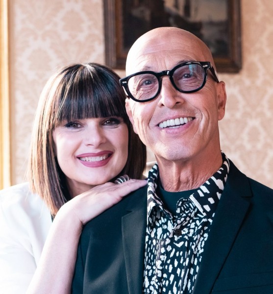 Carlo Marrale e Silvia Mezzanotte in scena al Teatro Alfieri con “Stasera che sera 50th”