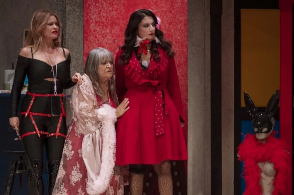 Le Pornoprecarie - Quelle di Onlyfals tra risate e rivoluzione