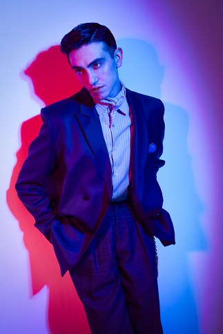 Goffo, sincero, necessario: il ritorno di Michele Bravi a Sanremo