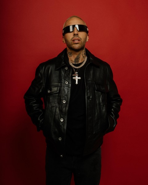 Luchè domina il PalaSele: doppio show a Eboli tra culto e potere