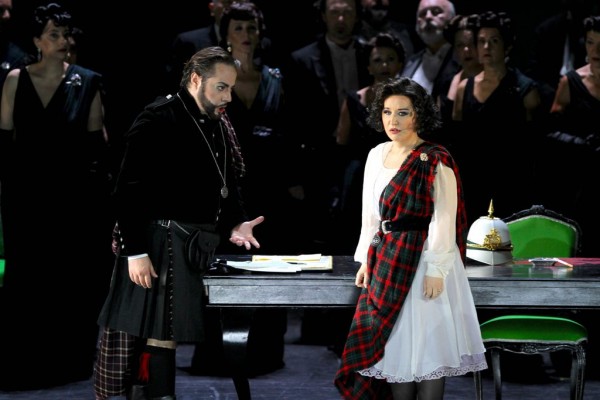 Edgardo (Luciano Ganci) e Lucia (Elena Mosuc) Foto di Marcello Orselli